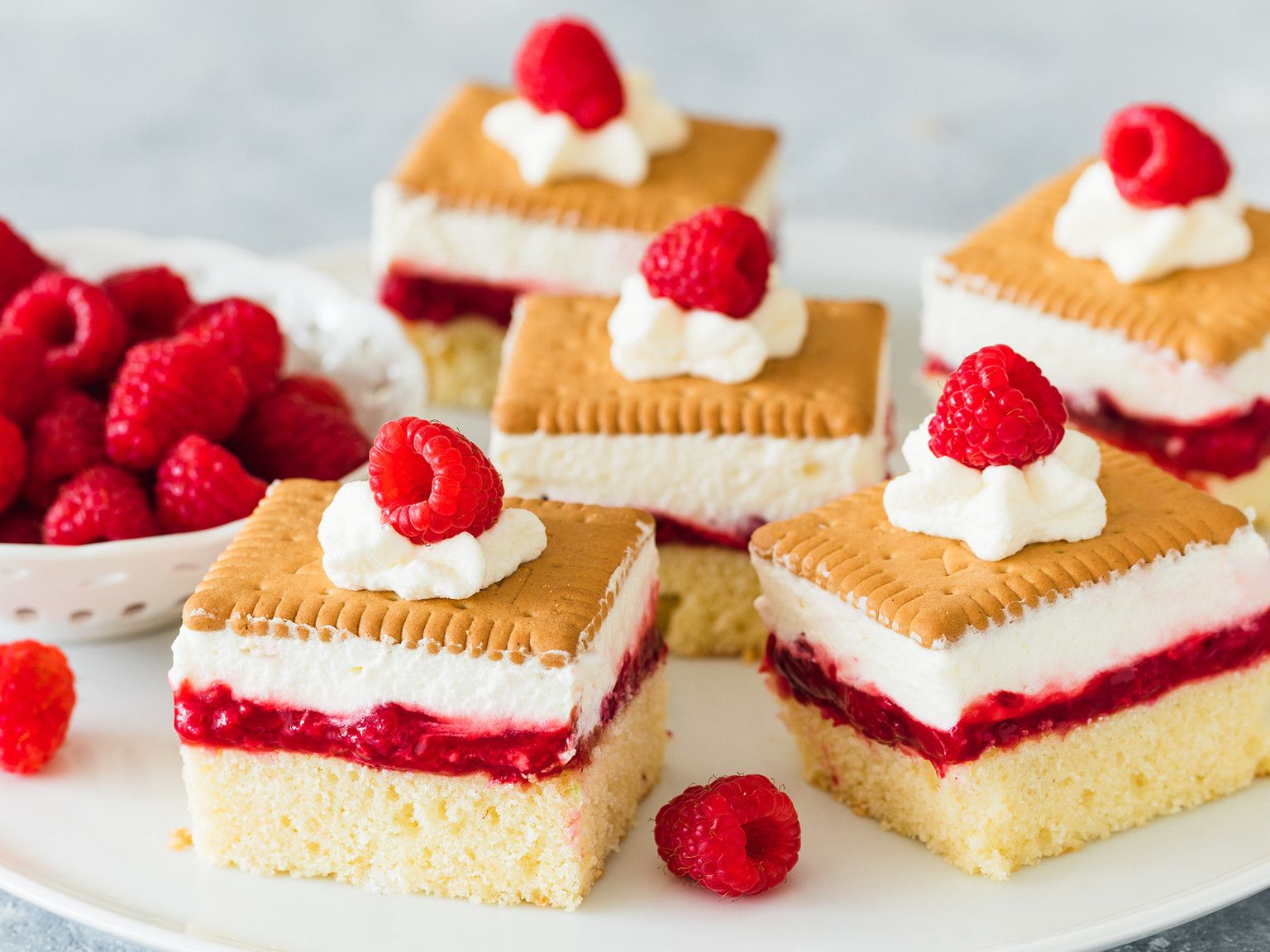 1e6a4e79f02f496d5ad9ea263262188e