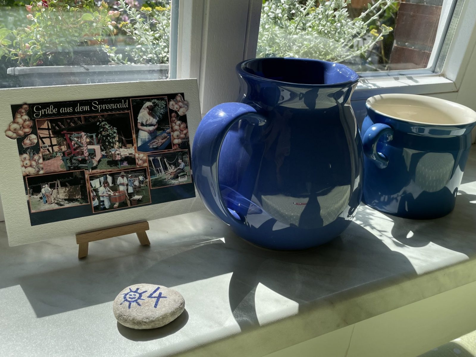 2EA05ECA-B5A6-4899-A3EE-9F26A4BFC367