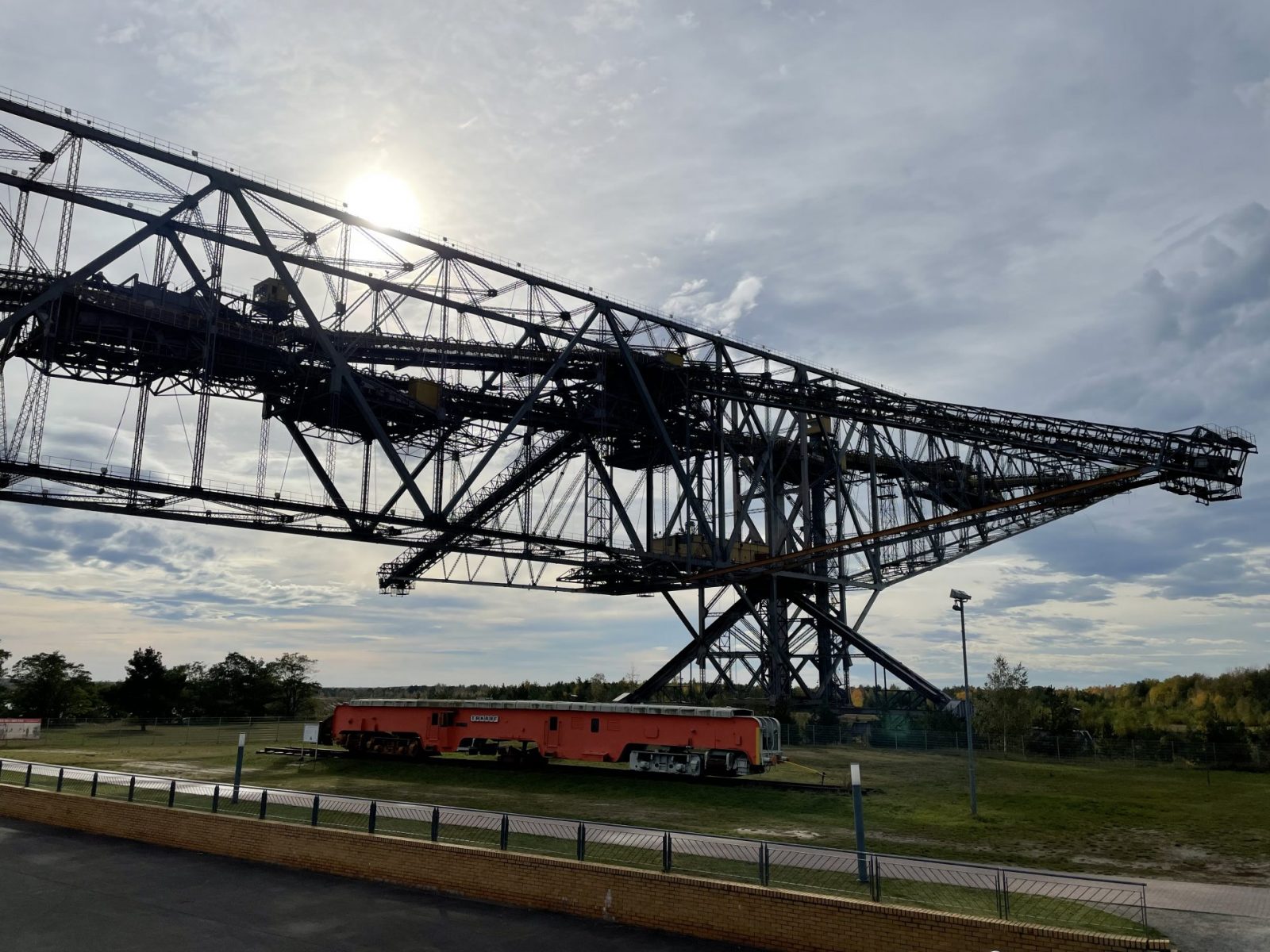 5C8FFBA5-A07D-405F-BE1B-0BBE3CBAEA12