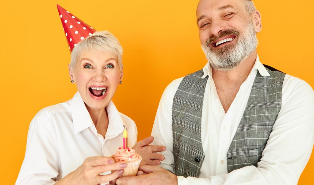 Paar feiert den 60. Geburtstag