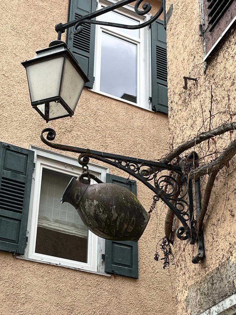 78B14FFE-11A0-4B63-BE3F-DEBF8B41FF21