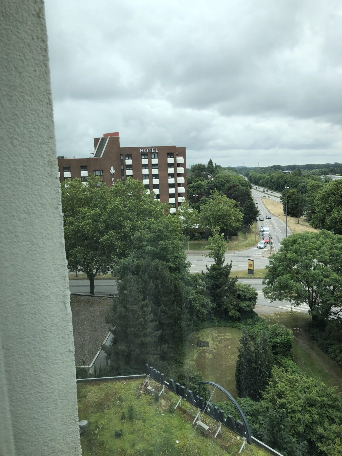 84BA87AF-12DB-4A9C-83B7-C38D8E8388AB