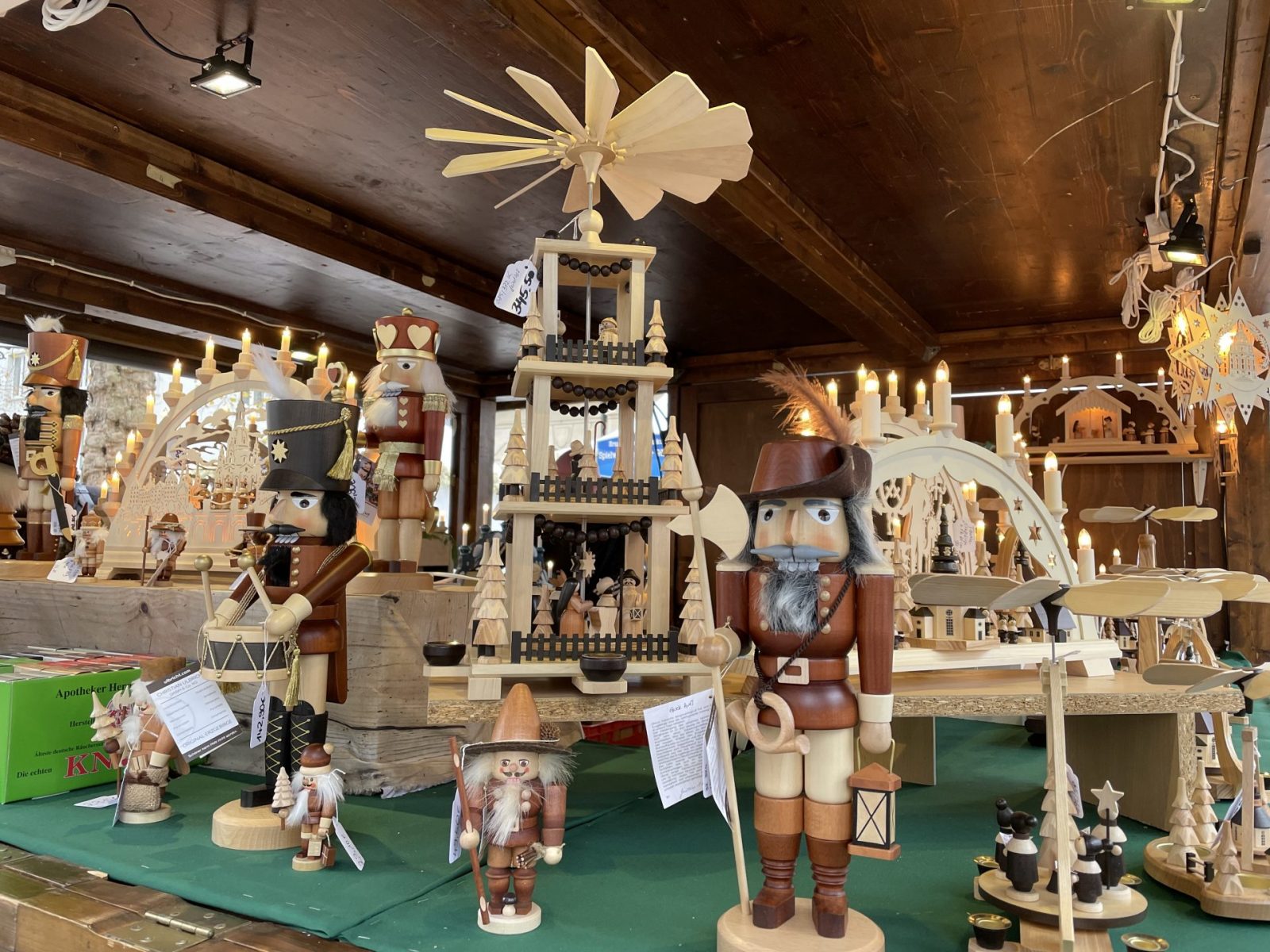 8AFB5157-41C1-43DC-B89A-B09B7DD4282F