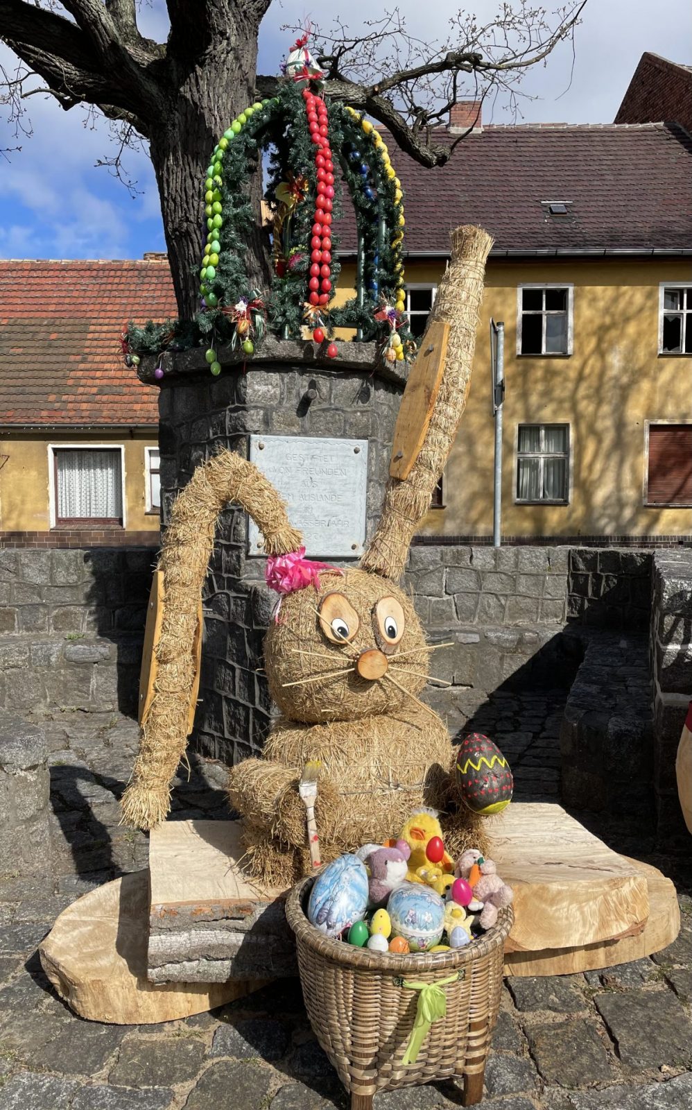 9E340779-8001-4574-8C32-DBC219C03B60