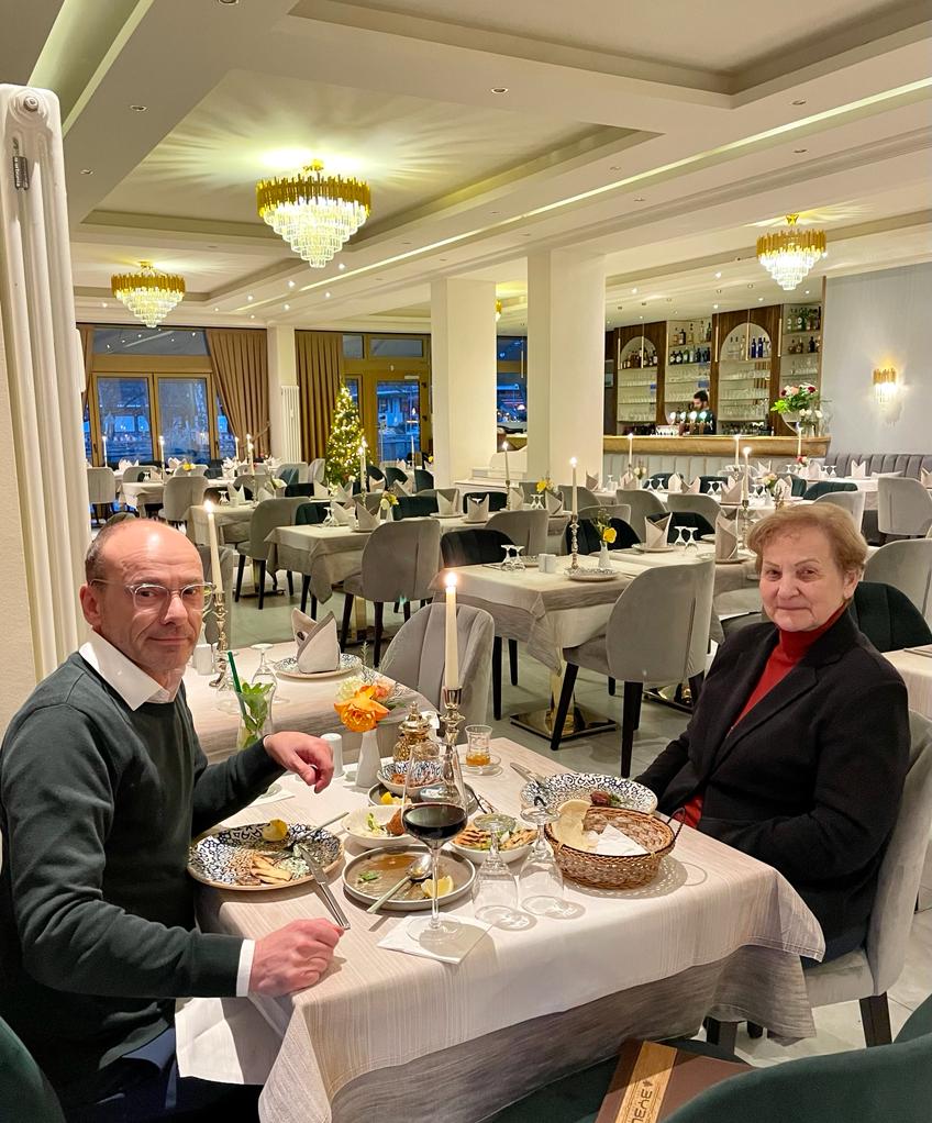 BE866AC5-4232-4F36-A0A2-05ECF97E60FD