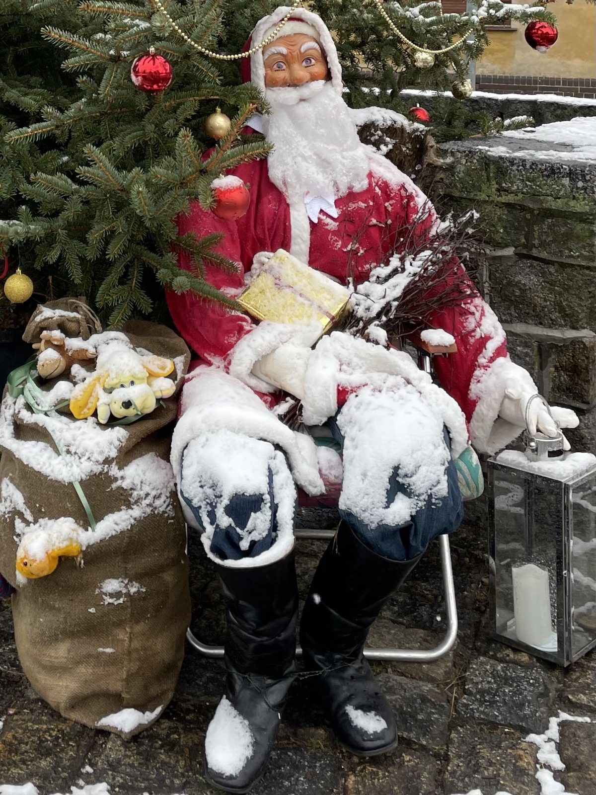 CBA8545E-969C-466D-BF40-CBA2A7A92A75