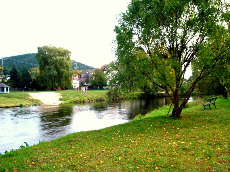Blick auf Remschütz vom Dorfplatz aus.