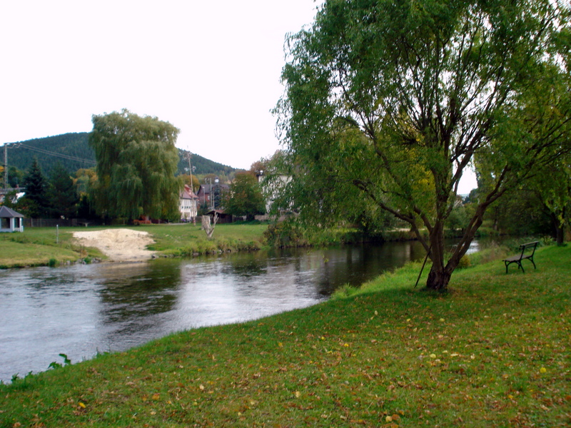 Blick auf Remschütz vom Dorfplatz aus.