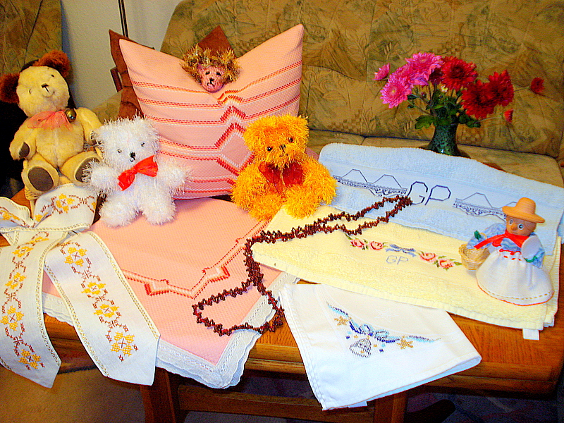 Verschiedene Handarbeiten.