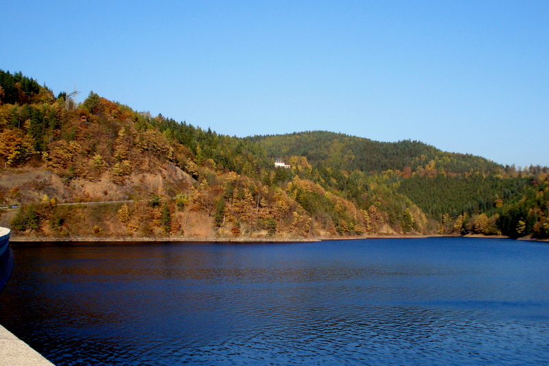 Blick von der Staumauer