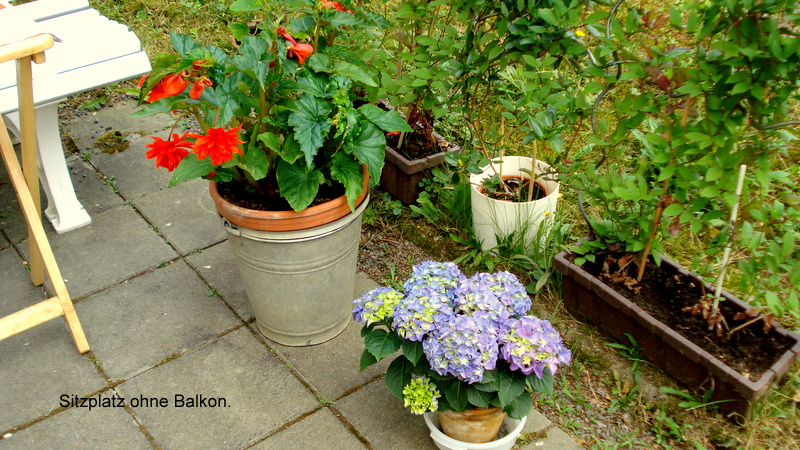 Sitzplatz ohne Balkon.