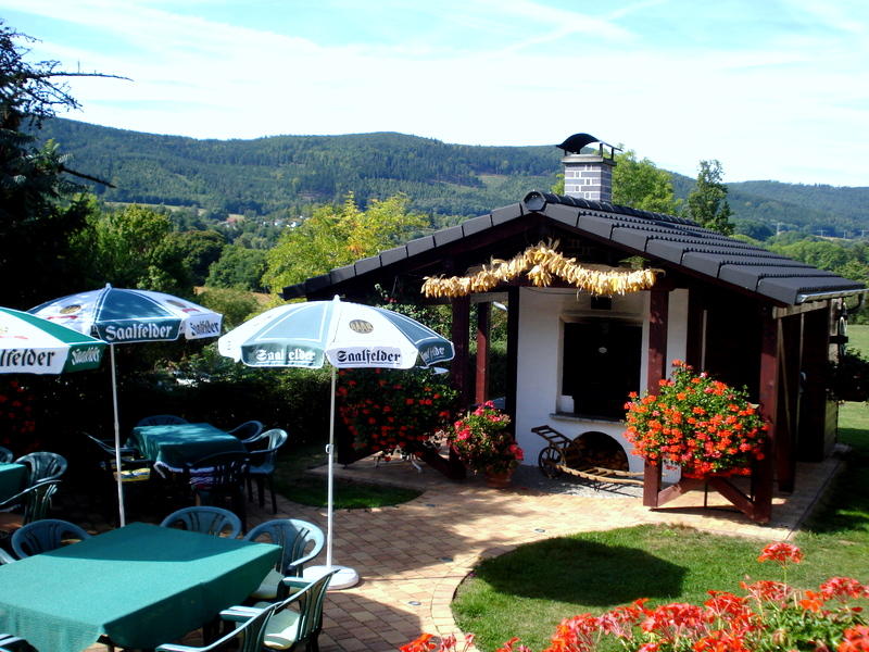 Bergfried Gaststätte  27 Grad