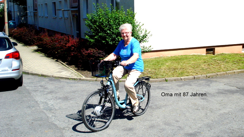 Oma mit 87 Jahren.