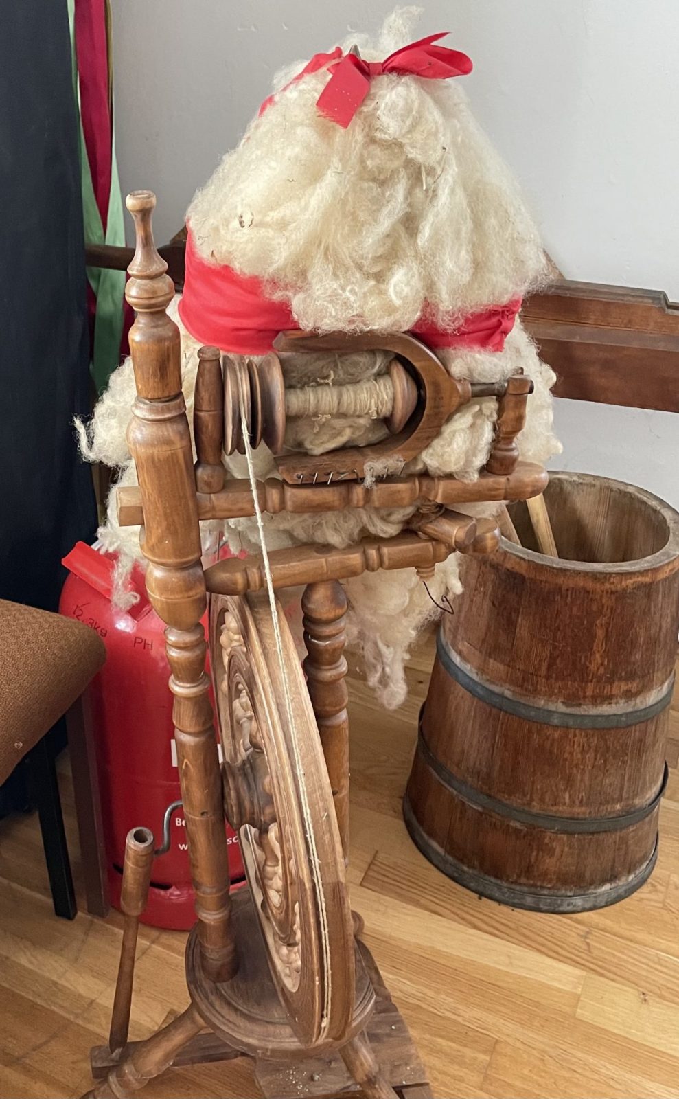 E0582D0B-4442-4E60-9F4C-424D13250231