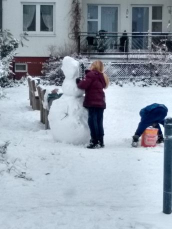 E7DA0D2A-E70F-4860-99E6-AC3F9A309B2B