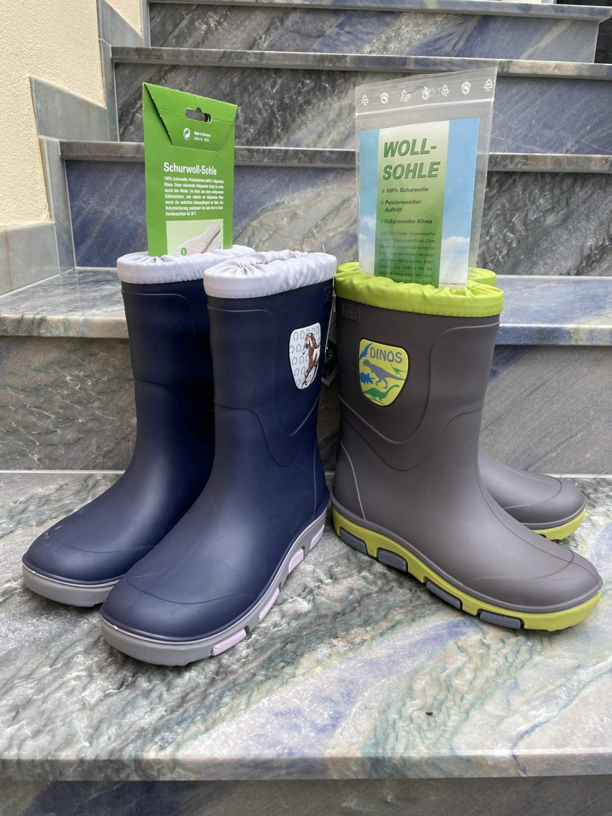 EC3BE113-A2FE-4399-911B-7F3914E3CA96