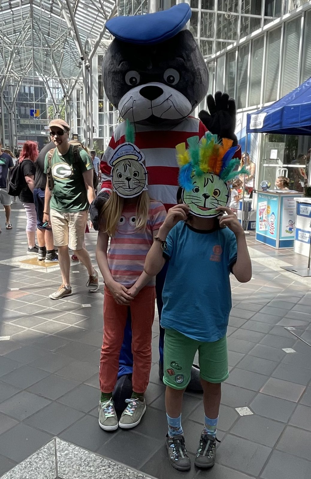 F665FBAA-86F7-466D-9573-5C69FAAC80F4