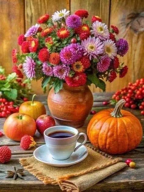 IMG_5471.JPG Herbststrauß und Frühstück