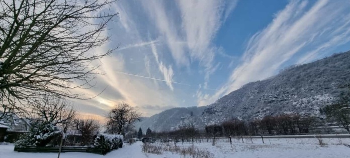 Screenshot_20240118_213648_WhatsApp