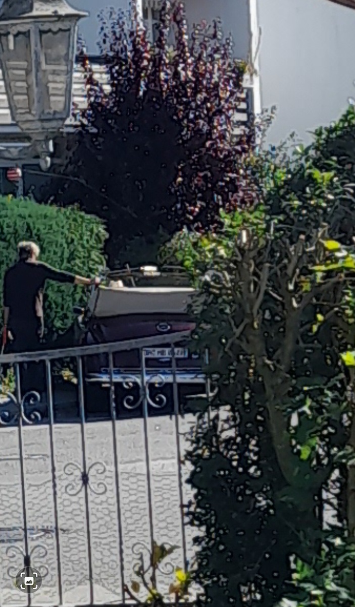 Screenshot_20250928_183912_Gallery