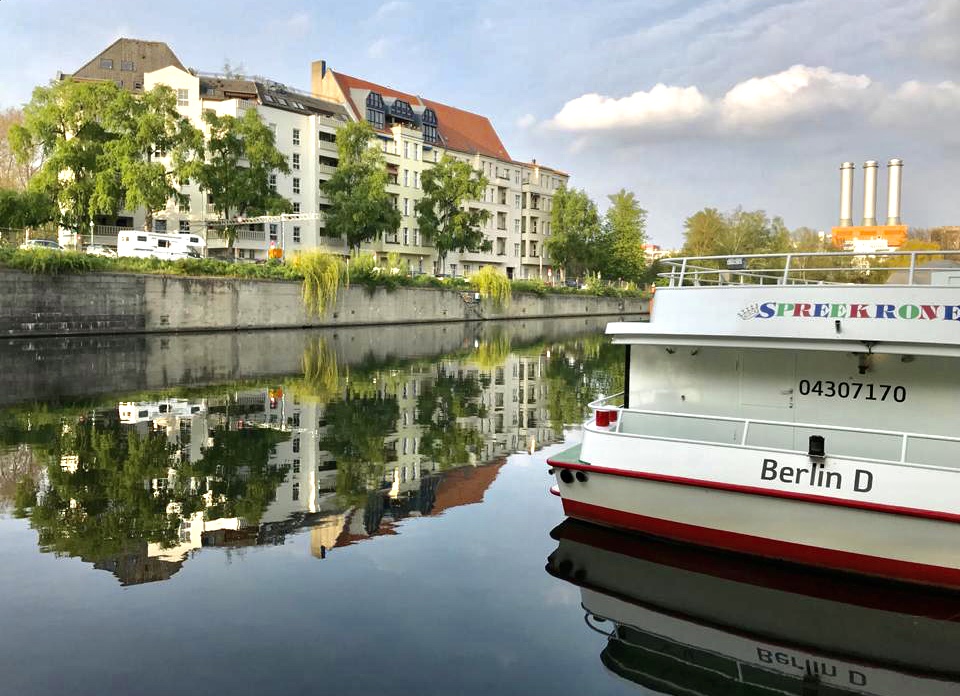 a0ae739c-73f1-40b2-9528-316b8b3fa3c8