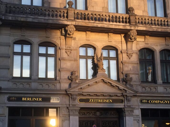 44040593_2223307367907121_2005209046684008448_o