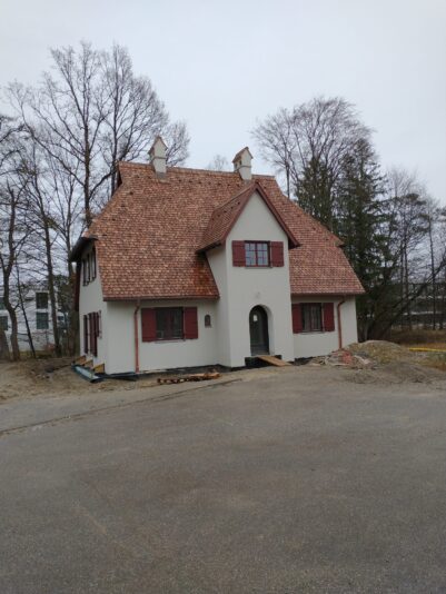 IMG_20240222_123821473_BURST000_COVER