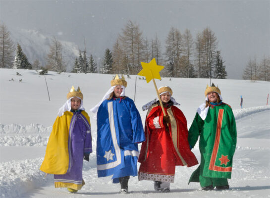 Sternsinger_bis_zum_6__J_nner_in_ganz__sterreich_unterwegs-dka_sternsinger-haijes