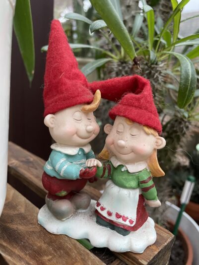 DCD1BDB5-3ADB-4915-B9AA-3DD9E4BC639E