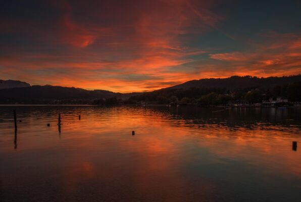 Abendrot Wolken See 1.12.25