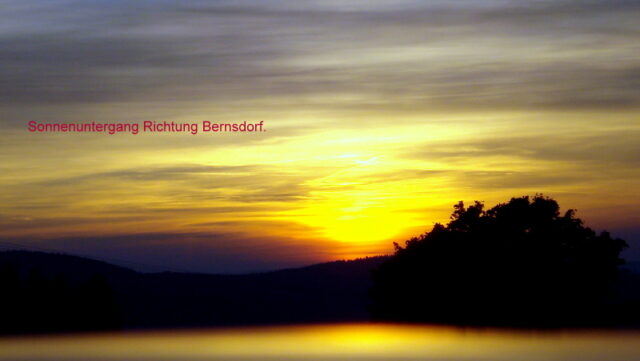 Sonnenuntergang Richtung Bernsdorf.