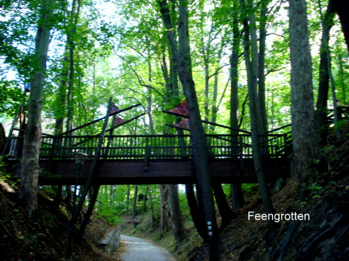 Brücke zum Feenwäldchen..