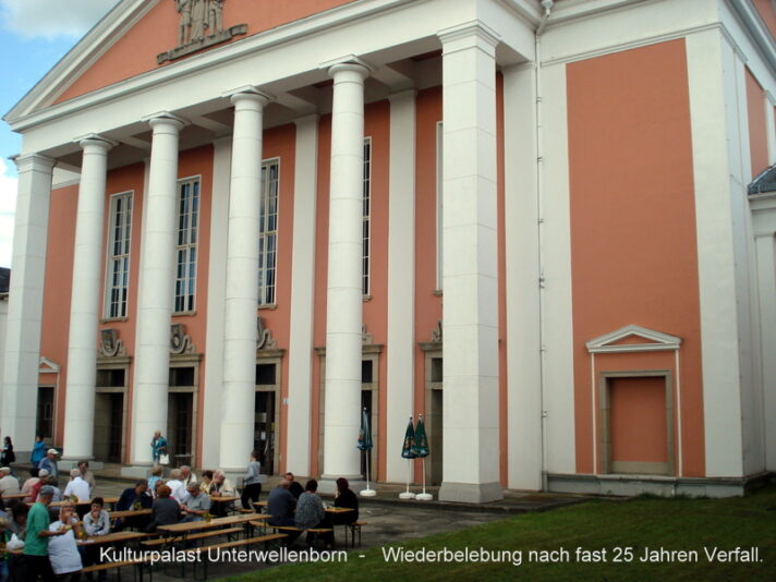 Kulturpalast Unterwellenborn  -   Wiederbelebung nach fast 25 Jahren Verfall.