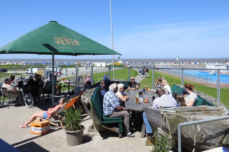 sitzgelegenheiten-mit