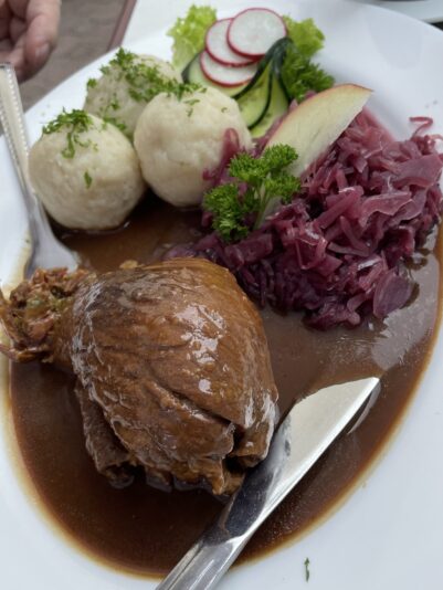 63EC5552-13FC-45D8-9773-DE0034990C7B