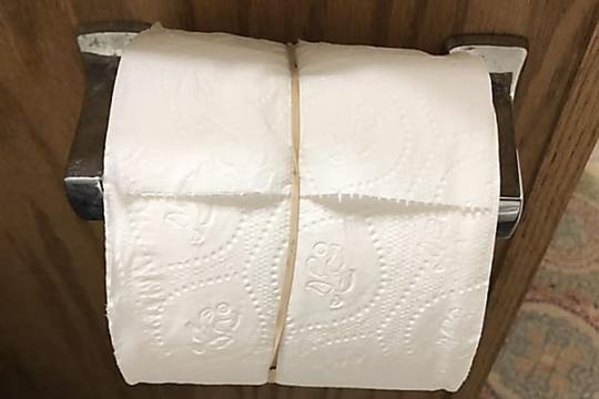 Rolle mit Toilettenpapier