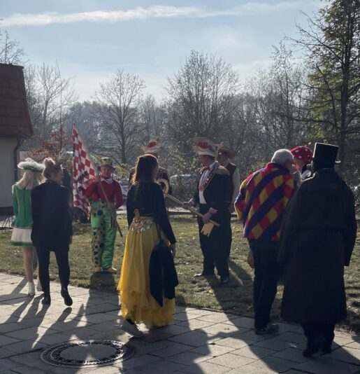 3192E827-3100-4C10-A4A5-CB58800F3217