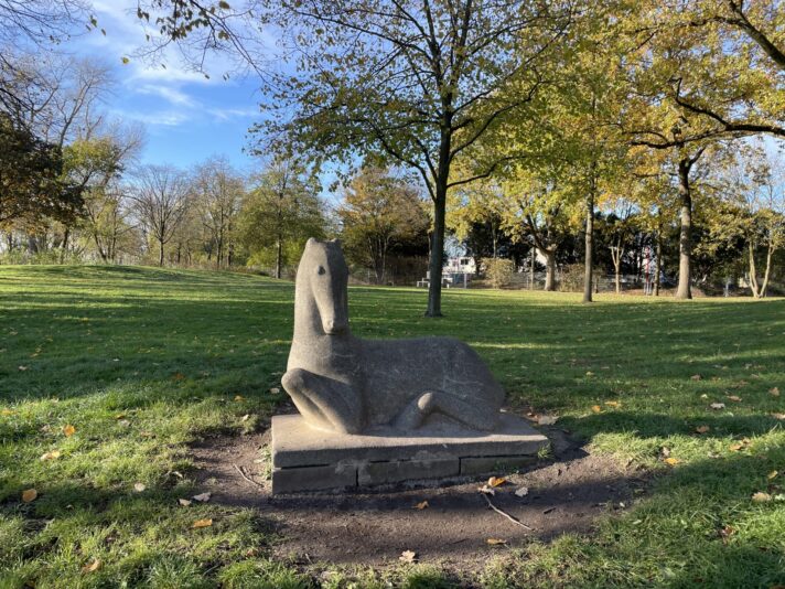 2FBA4ED4-0DAC-4A8E-9554-E30041C63FCE