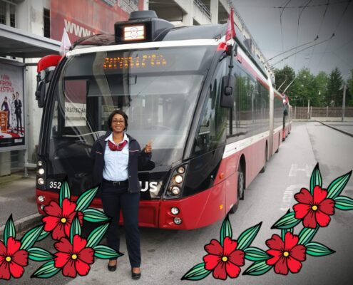 anna vor dem bus - Kopie