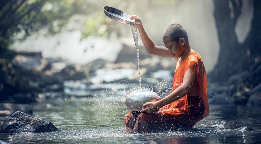 Buddhist bei Zeremonie