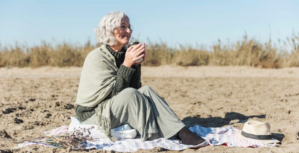 Frau mit Hitzewallungen