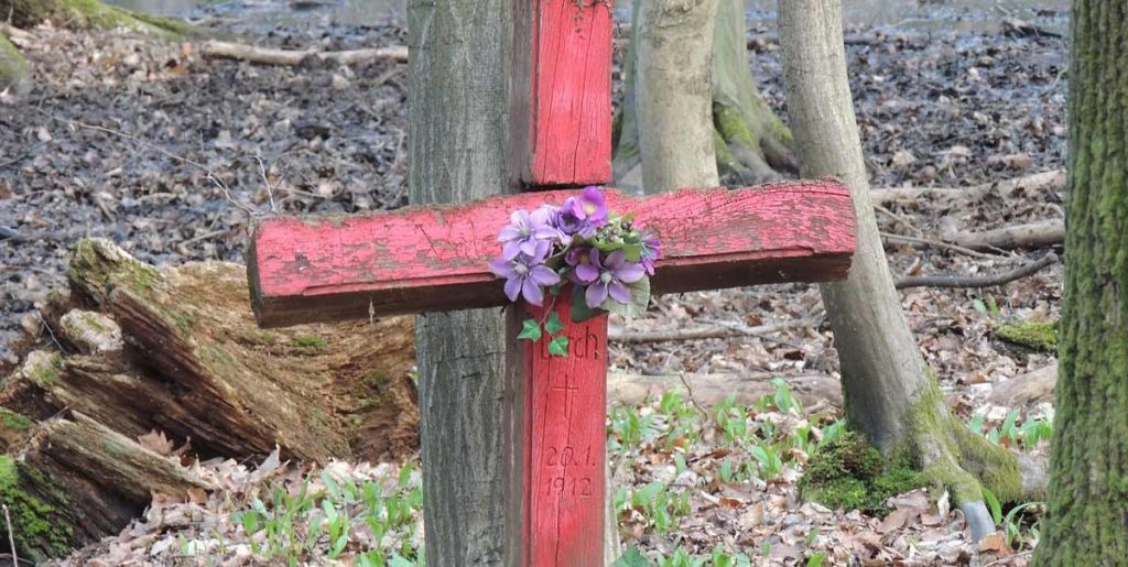 Grabkreuz für das Grabmahl selber machen