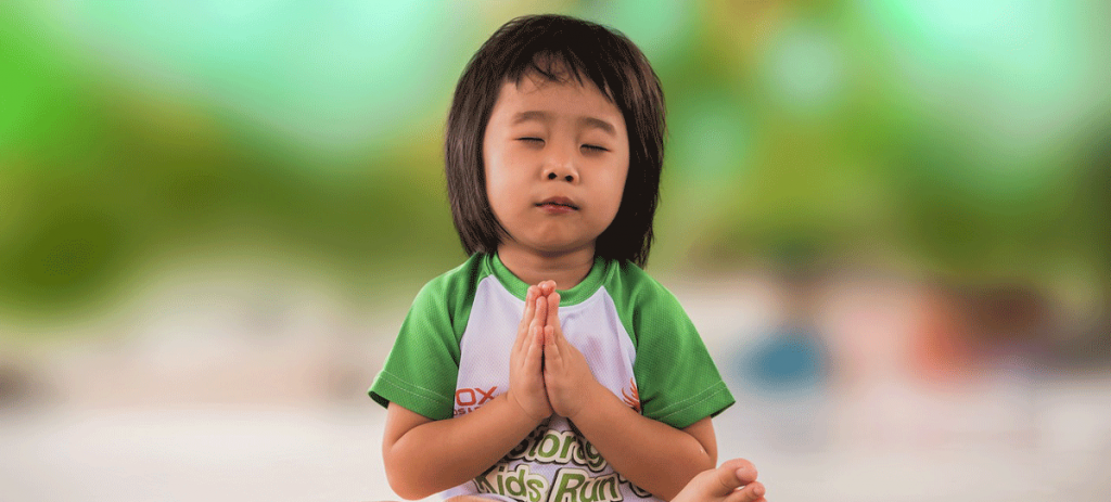 Kiund in Gebetshaltung