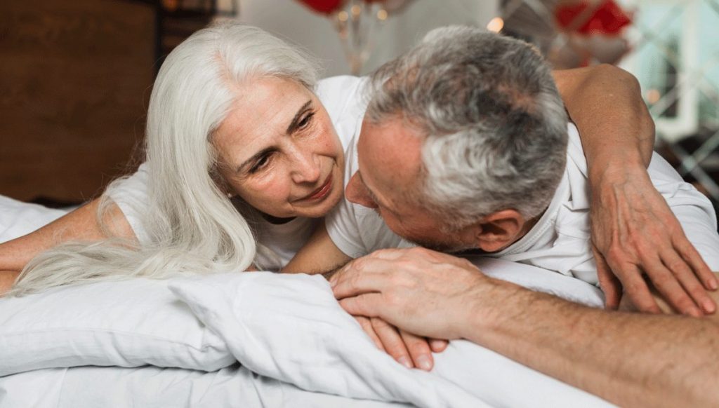 Paar macht Liebeserklärungen