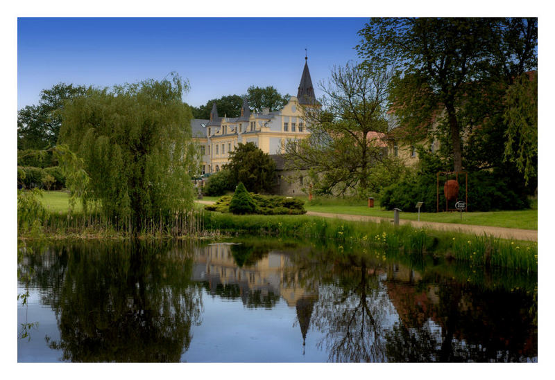 schloss-gut-liebenberg-d25b8e37-552e-4f96-a177-a54162a39147