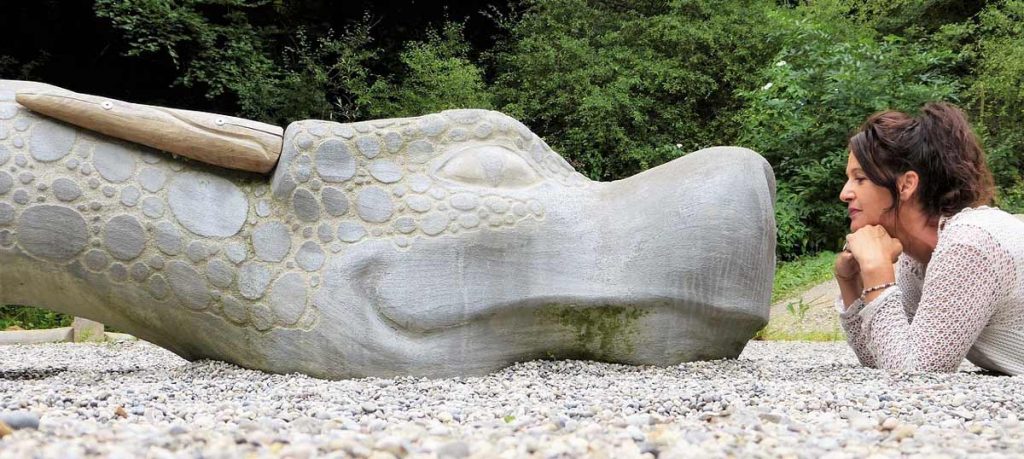 Selbsbewusste Seniorin