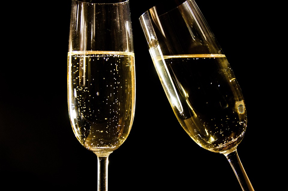 sparkling-wine-6786251_960_720
