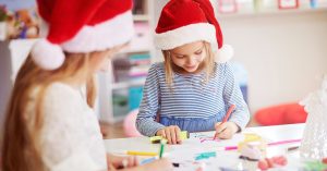 Kinder basteln zu Weihnachten